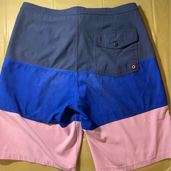 Men’s bathing suit - Picture 2 of 3